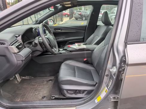 Used 2025 Toyota Camry XSE w/ Premium Plus Package AWD/4WD image 12