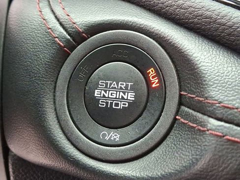 Used 2022 Dodge Durango R/T w/ Blacktop Package image 17