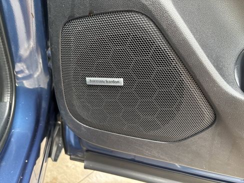 Used 2022 Subaru Ascent Limited w/ Technology Package image 53