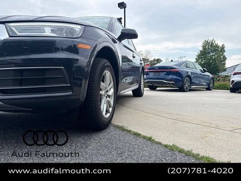 Used 2020 Audi Q5 2.0T Premium w/ Convenience Package AWD/4WD image 19