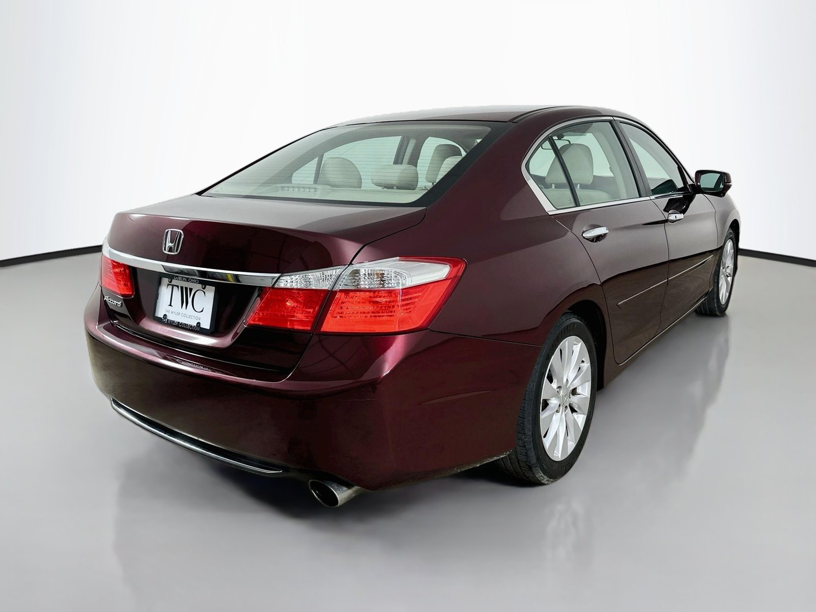 Used 2014 Honda Accord EX image 5