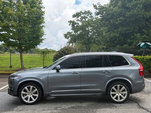 Used 2017 Volvo XC90 T6 Inscription w/ Vision Package AWD/4WD image 2