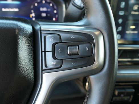 Used 2025 Chevrolet Silverado 1500 LT image 16