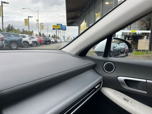 Used 2025 Hyundai Sonata SEL image 36