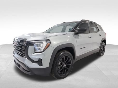 Certified 2025 GMC Terrain Elevation w/ Black Edition AWD/4WD image 8