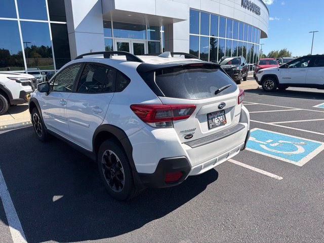 Used 2021 Subaru Crosstrek 2.0i Premium AWD/4WD image 3