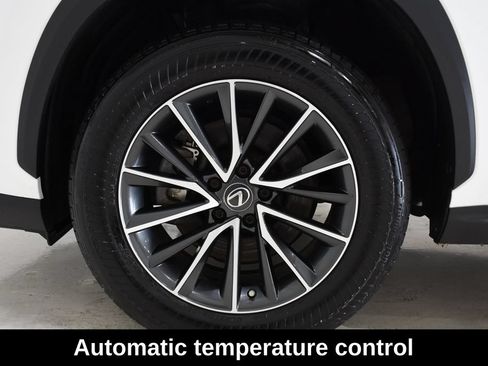Used 2023 Lexus NX 350 AWD image 9