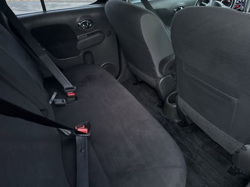 Used 2011 Nissan Cube 1.8 S w/ Interior Illumination Pkg image 23