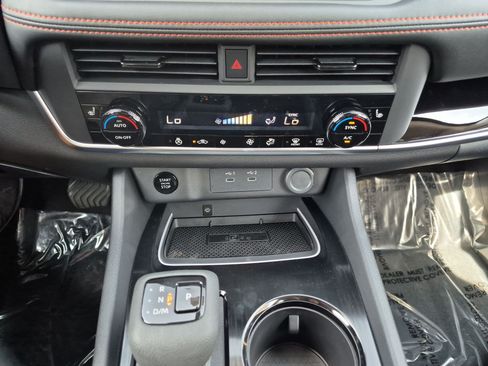 New 2026 Nissan Rogue SV w/ Rock Creek Premium Package AWD/4WD image 19