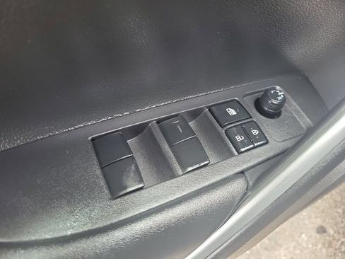 Used 2023 Toyota Corolla Cross AWD Hybrid image 15