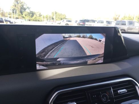 New 2026 Nissan Armada SV image 18