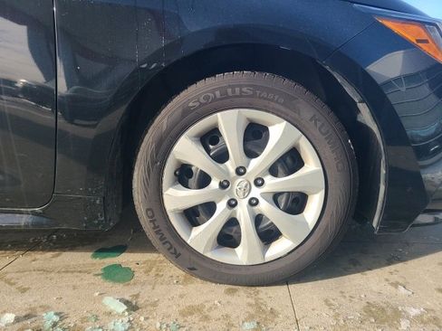 Used 2023 Toyota Corolla LE image 9