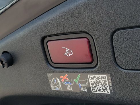 New 2026 Mercedes-Benz CLE 53 AMG 4MATIC Cabriolet image 10