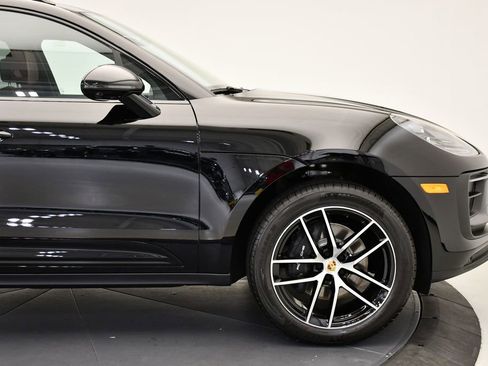 Used 2025 Porsche Macan Turbo image 15
