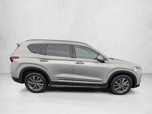 Used 2019 Hyundai Santa Fe FWD image 4