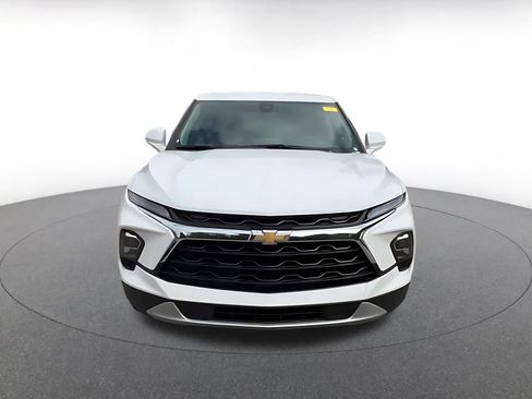 Used 2026 Chevrolet Blazer LT FWD image 6