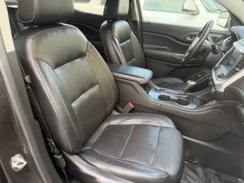Used 2019 GMC Acadia SLT AWD/4WD image 20