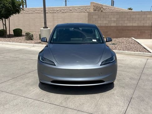 Used 2025 Tesla Model 3 RWD image 2