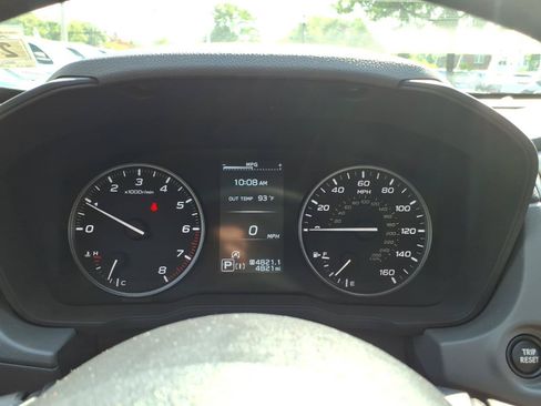 Certified 2025 Subaru Crosstrek 2.5i Premium AWD/4WD image 18