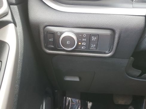 Used 2023 Ford Explorer XLT w/ Equipment Group 202A image 12