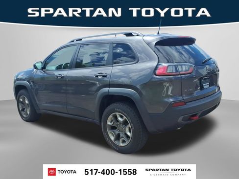 Used 2019 Jeep Cherokee Trailhawk w/ Cold Weather Group AWD/4WD image 10
