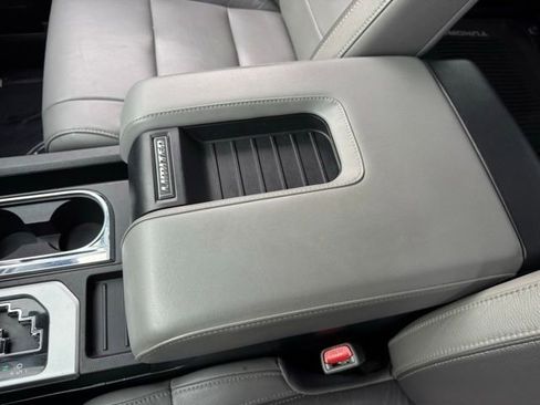 Used 2020 Toyota Tundra Limited AWD/4WD image 16