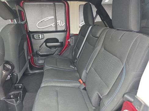 Used 2021 Jeep Wrangler Unlimited Islander image 22