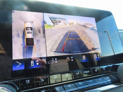 Certified 2024 Chevrolet Colorado ZR2 w/ ZR2 Bison Edition image 26