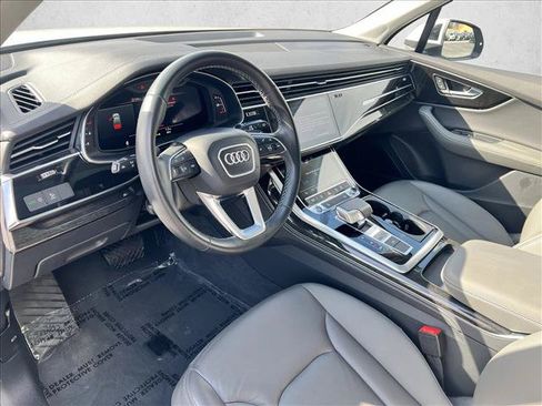 Used 2025 Audi Q7 3.0T Premium Plus AWD/4WD image 9