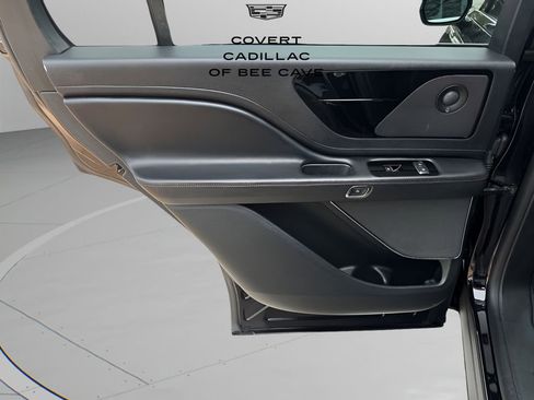 Used 2022 Lincoln Aviator Reserve w/ Elements Package Plus image 20