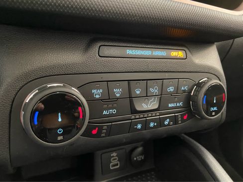 Used 2023 Ford Bronco Sport Outer Banks w/ Tech Package AWD/4WD image 36