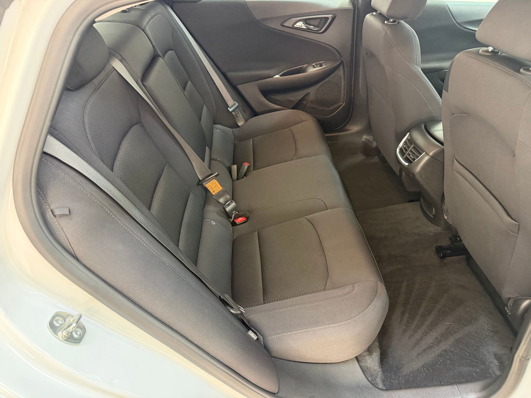 Used 2025 Chevrolet Malibu LT FWD image 28