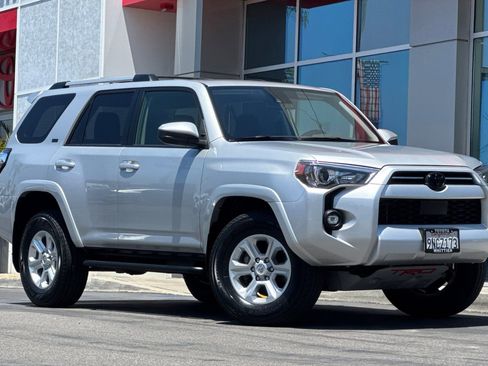 Used 2024 Toyota 4Runner SR5 AWD/4WD image 2