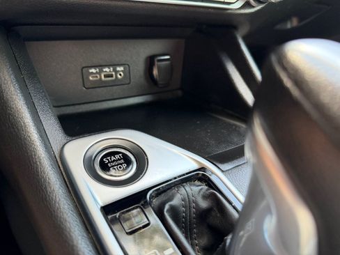 Used 2021 Nissan Sentra SV w/ Trunk Package FWD image 35