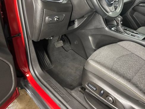 Used 2024 Chevrolet Equinox LT AWD/4WD image 28