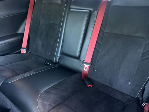 Used 2015 Dodge Challenger SRT Hellcat image 4