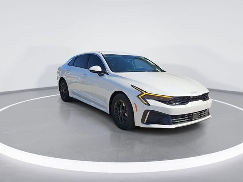 New 2026 Kia K5 LXS FWD image 2
