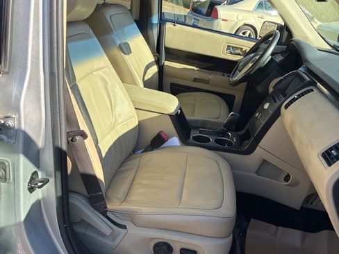 Used 2017 Ford Flex SEL w/ Equipment Group 202A image 13