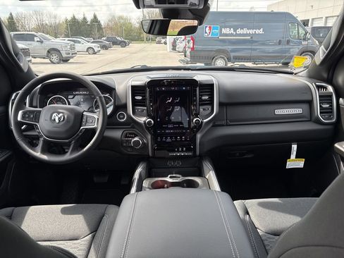 New 2026 RAM 1500 4x4 Crew Cab image 10