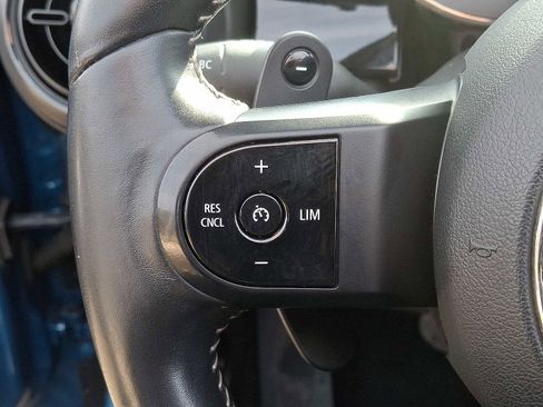 Used 2022 MINI Cooper S image 22