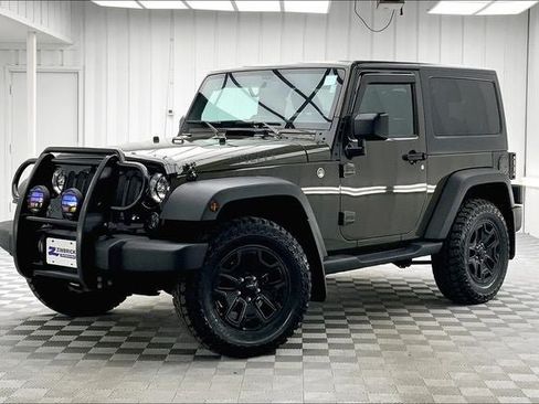Used 2016 Jeep Wrangler Sport AWD/4WD image 2
