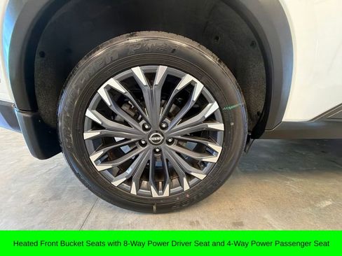 Used 2025 Nissan Rogue SL w/ Tech Package AWD/4WD image 16