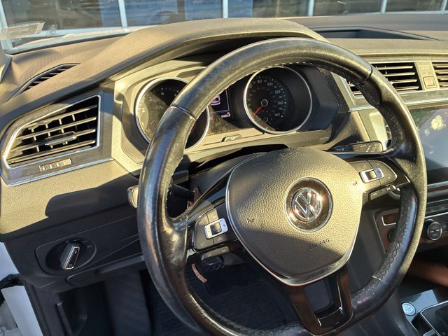 Used 2019 Volkswagen Tiguan SE AWD/4WD image 24