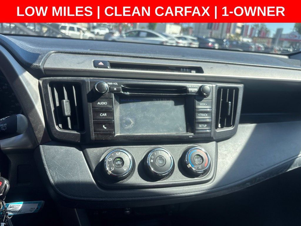 Used 2018 Toyota RAV4 LE w/ Carpet Mat Package FWD image 21