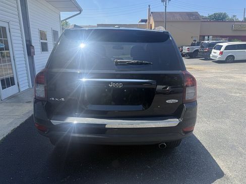 Used 2016 Jeep Compass High Altitude AWD/4WD image 6