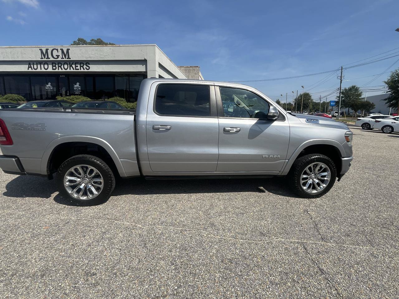 Used 2021 RAM 1500 Laramie w/ Laramie Southwest Edition AWD/4WD image 32