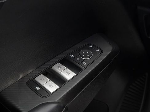 Used 2024 Mitsubishi Outlander SE AWD/4WD image 5