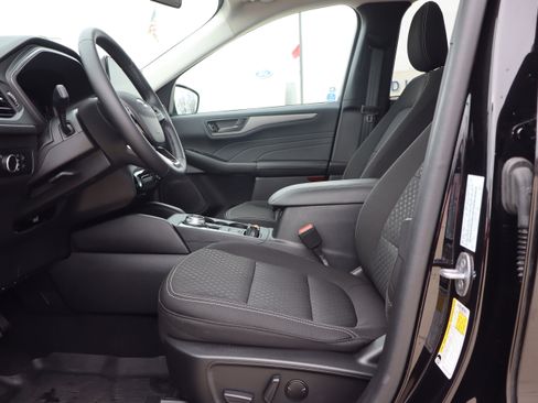 Used 2023 Ford Escape Active w/ Tech Pack #1 image 9