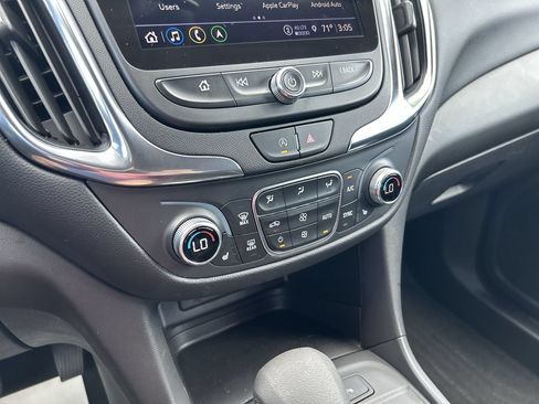 Used 2022 Chevrolet Equinox LT AWD/4WD image 28