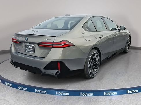 Certified 2026 BMW 530i xDrive w/ M Sport Package AWD/4WD image 4